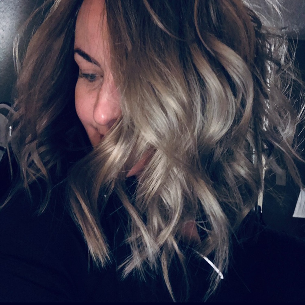 Meet your Posher, Crystal